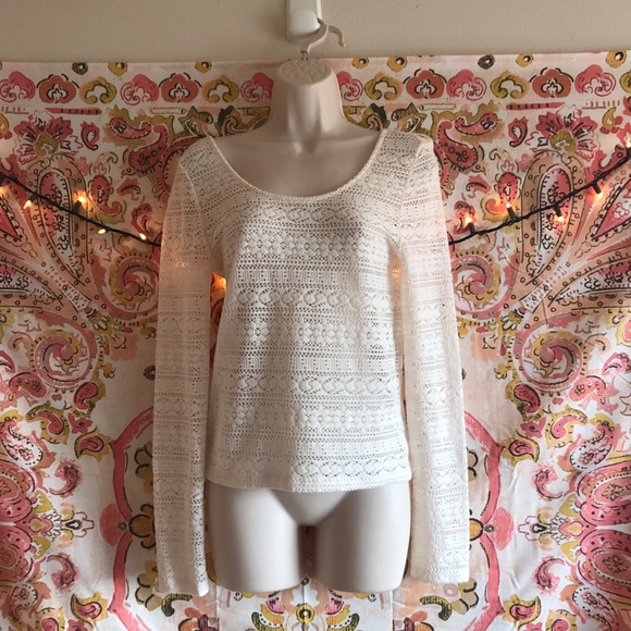 American Eagle Lace Long Sleeve - Picture 2 of 6